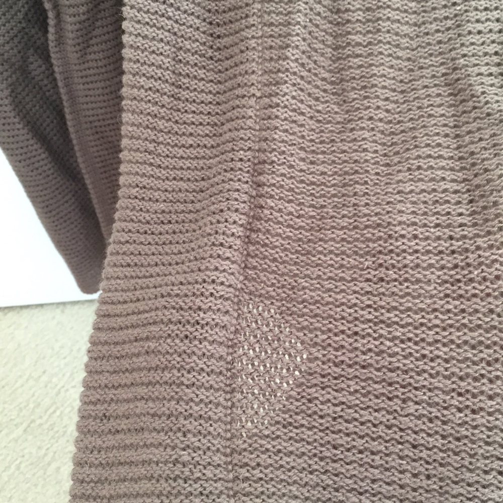 Cardigan - Picture 5 of 6